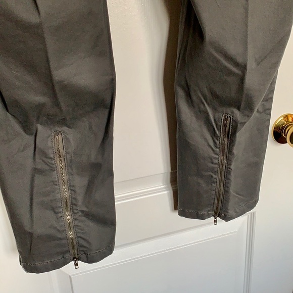 Love & Legend Skinny Pants - Grey - Picture 5 of 9